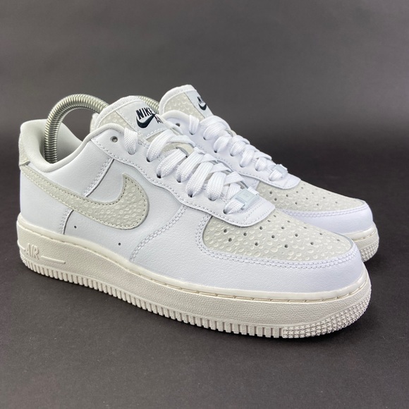 Nike By You Women's Air Force 1 Low White Shoes - Picture 4 of 10